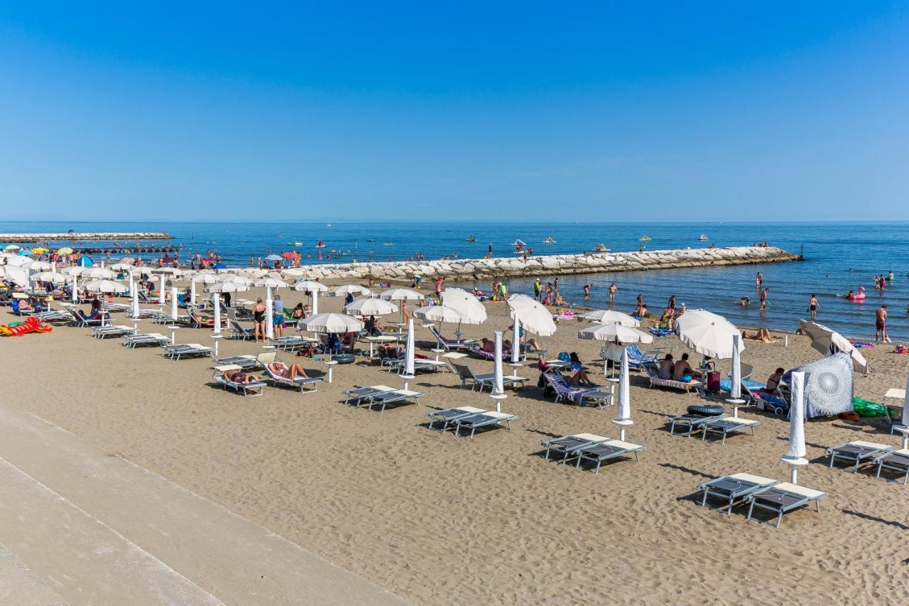 Pioppi Lido Altanea Apartment Caorle Ngoại thất bức ảnh